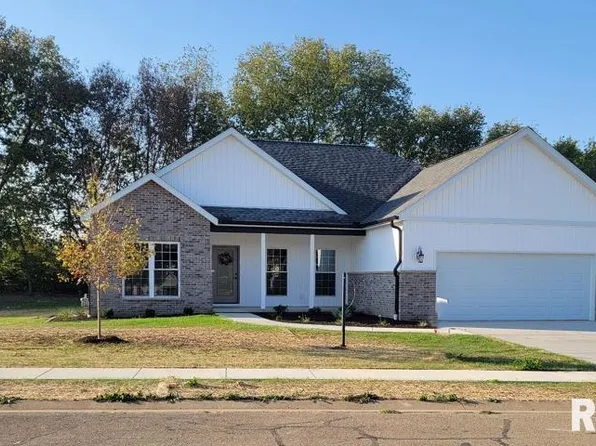 614 Eagle Dr, Lacon, IL 61540