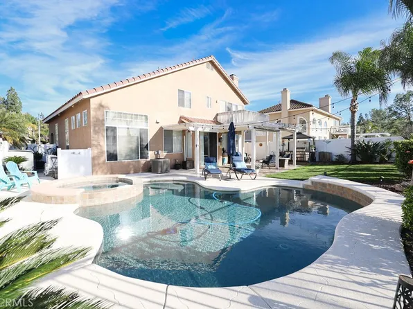 928 Allegre Dr, Corona, CA 92879