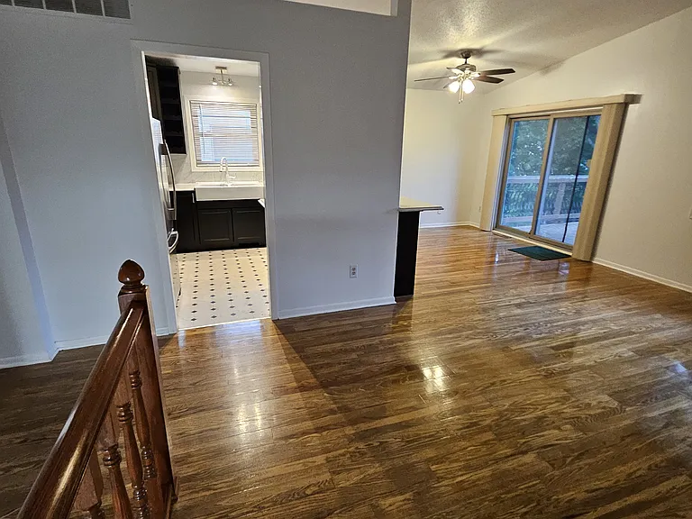 4268 Sun Cliff Rd — Photo 4