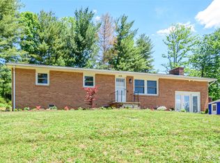 155 Chestnut Pl, Arden, NC 28704