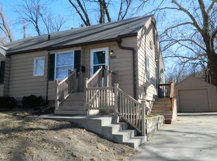 1143 65th St, Windsor Heights, IA 50324