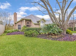 1306 Wildwood Dr, Deer Park, TX 77536