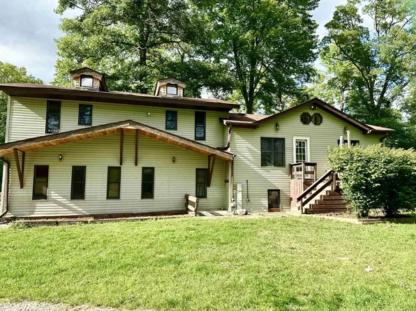 N5800 45th Circle Dr, Pound, WI 54161