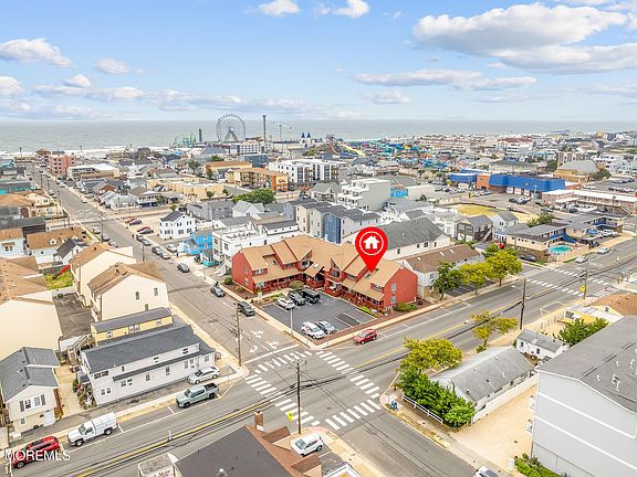 3rd image of 129 Fremont Avenue #B6
