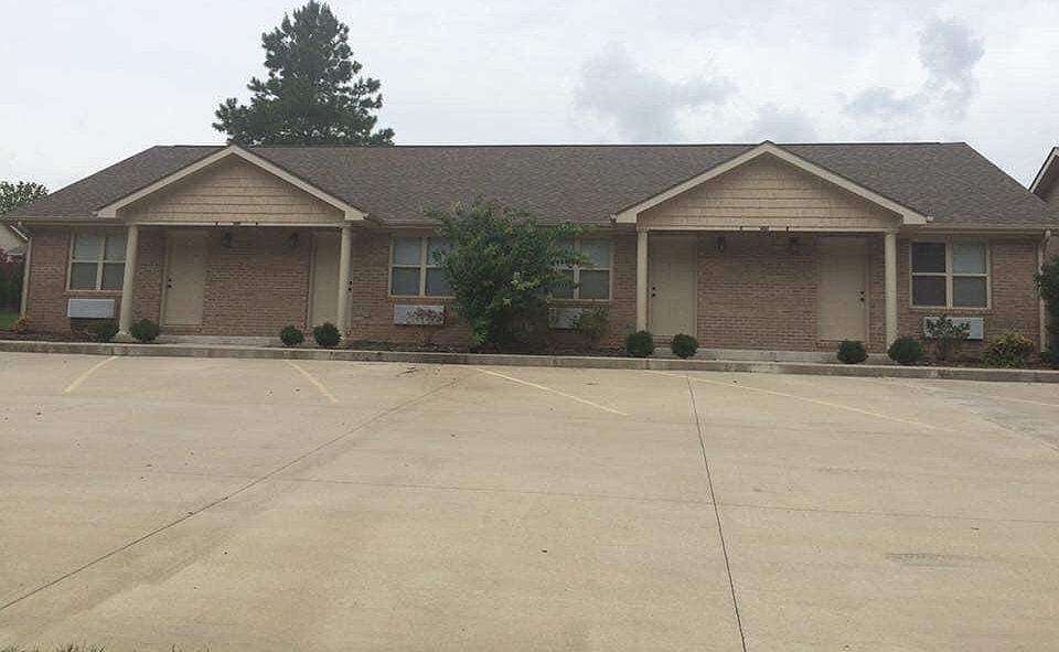 2nd image of 1612 Chris Dr #D