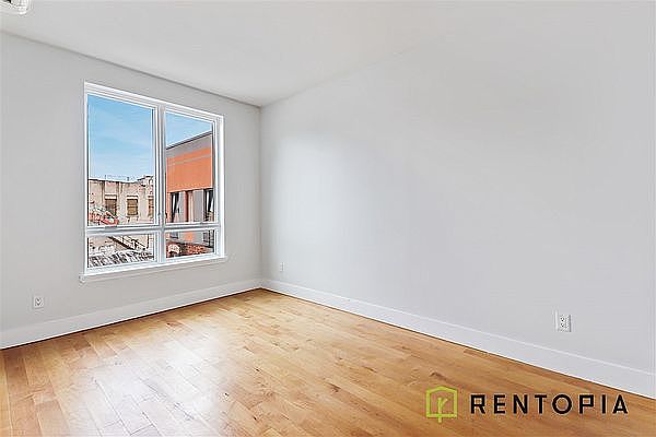 1st image of 836 Dekalb Ave APT 5C