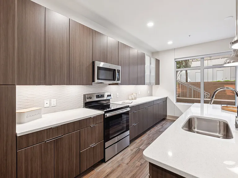Premium Cabinetry at LVL29