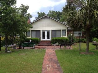1938 Lake Shore Dr, Manning, SC 29102