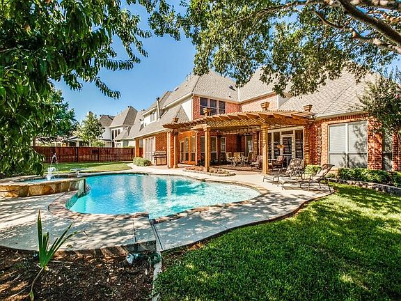 2nd image of 607 Aberdeen Way
