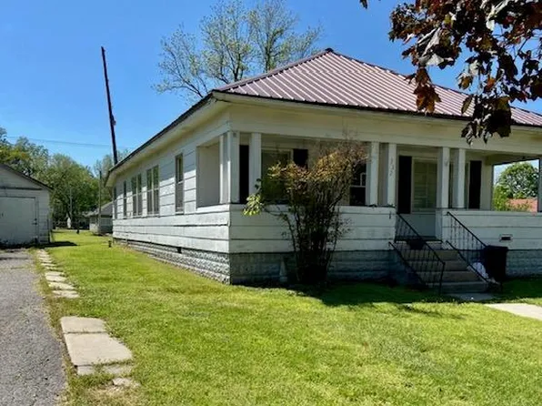 332 S Elm St, Dexter, MO 63841