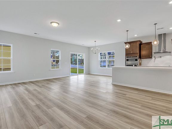 5th image of 309 Lake Lily Drive