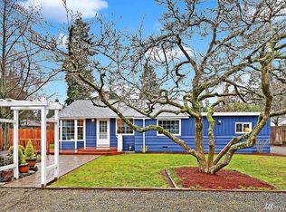 21823 96th Ave W, Edmonds, WA 98020