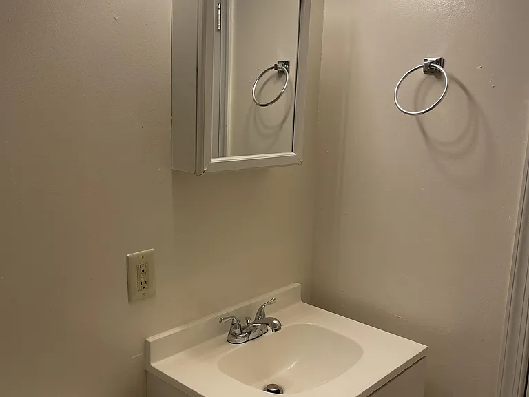 613 Rockcreek Rd #B — Photo 11