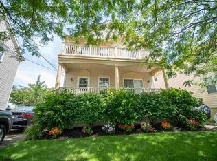 121 N Adams Ave, Margate City, NJ 08402