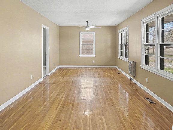 5th image of 1232 Mansfield Ave