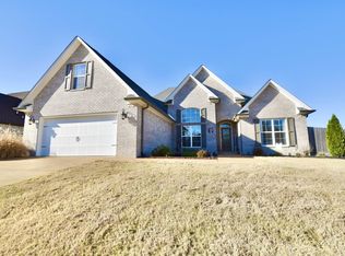 17 Tara Dr, Medina, TN 38355
