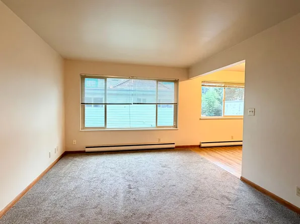 Welcome to Parkwood Apartments!, 3200 NE 140th St APT 11, Seattle, WA 98125