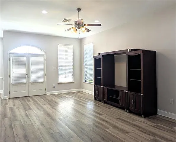 2612 Susie Ct — Photo 3
