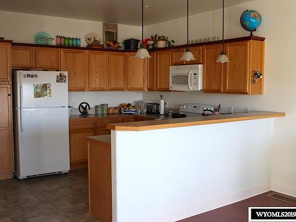 3rd image of 169 Commerce Dr
