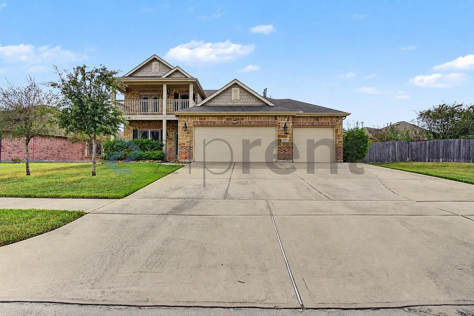 4 bed, 3.5 bath, 2762 sqft, $2,900 — Photo 1