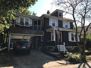 8 Bow St, Cranston, RI 02905