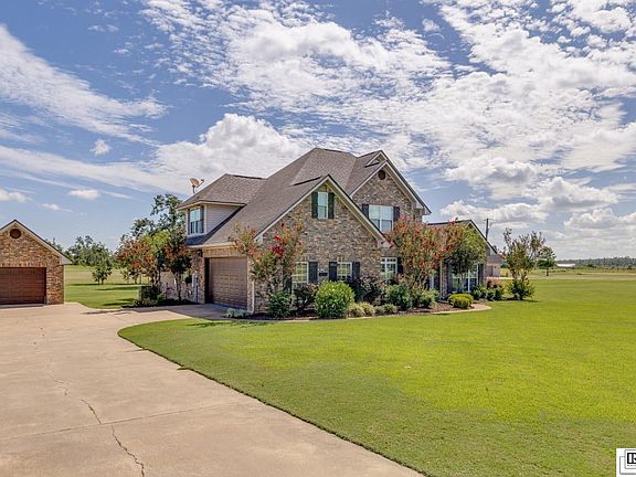 3rd image of 10 Lakeview Dr