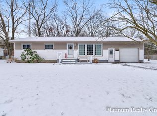 2495 Macarthur Rd, Muskegon, MI 49442