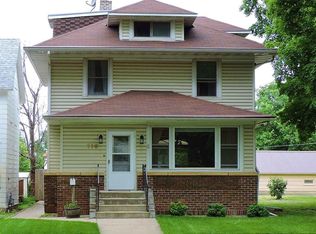 716 N Broad St, Mankato, MN 56001