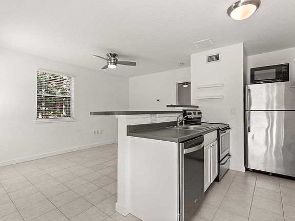 4th image of 509 Highland Ave