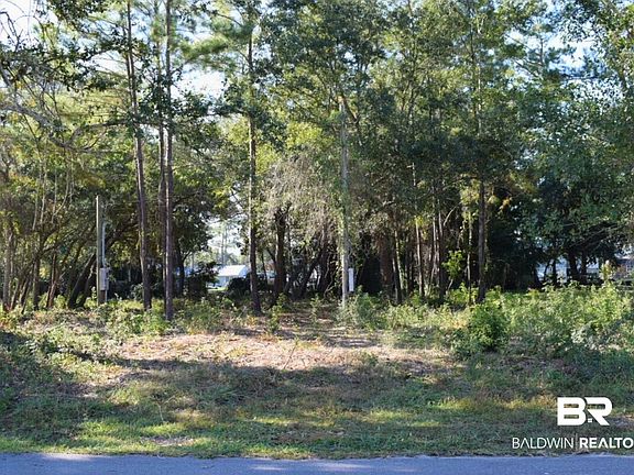 3rd image of 16370 Bon Bay Dr