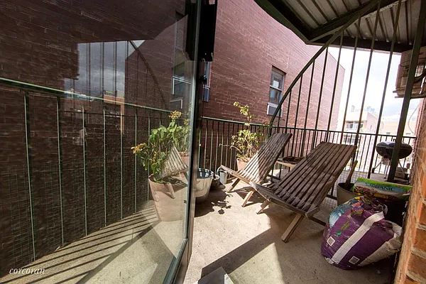 Rented by Corcoran | media 21