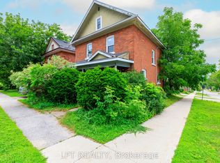 249 Harvey St, Orillia, ON L3V3M5