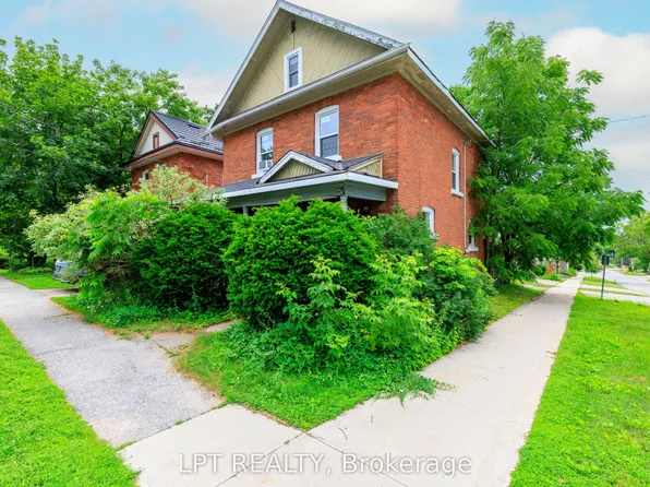 249 Harvey St, Orillia, ON L3V 3M5