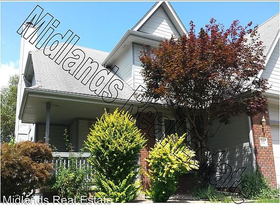 4th image of 302 Fleetwood Dr