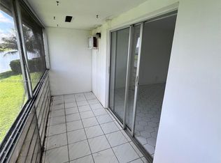 89 Berkshire E #D, West Palm Beach, FL 33417