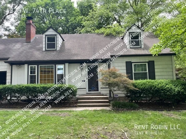 4525 W 74th Pl, Prairie Village, KS 66208