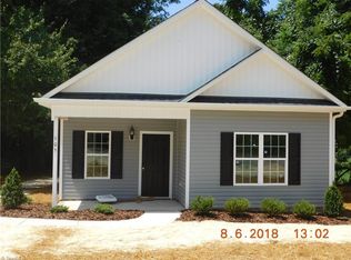 611 Bridges Dr, High Point, NC 27265