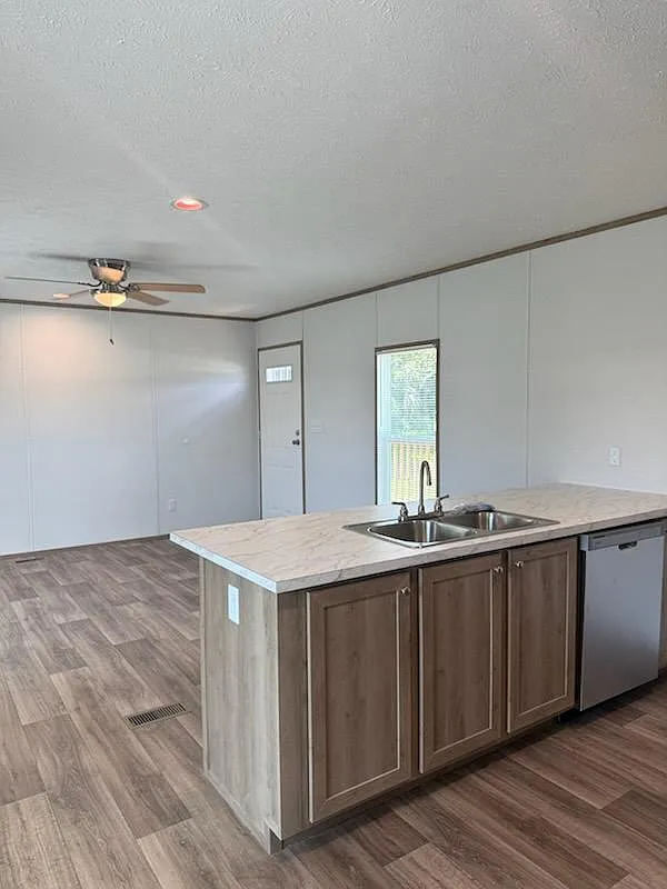 2246 Hardtop Ln — Photo 2