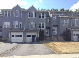 40 Mayer Dr, Middletown, NY 10940