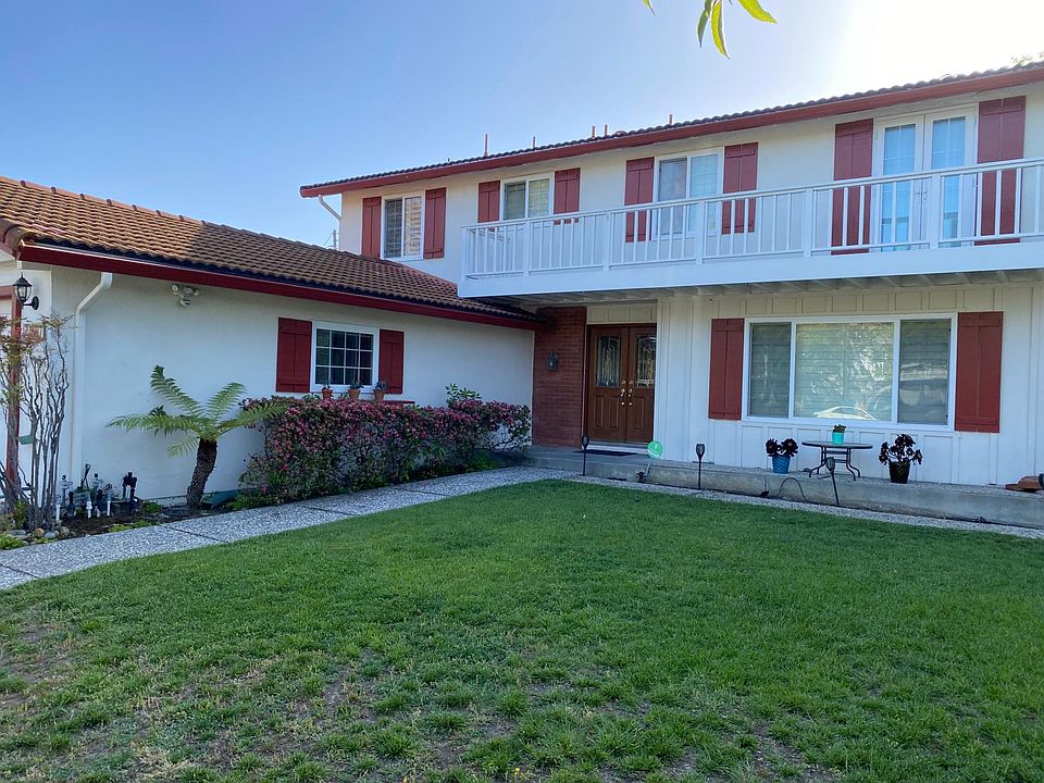 1st image of 887 Savory Dr