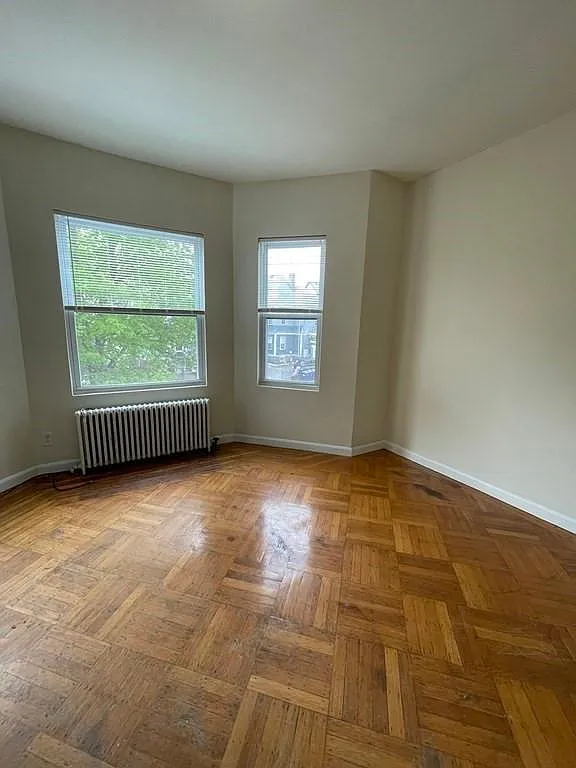 2 bed, 858 sqft, $2,600 — Photo 2