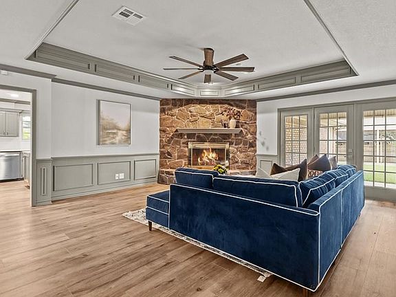 3rd image of 96 Sugar Ridge Ln