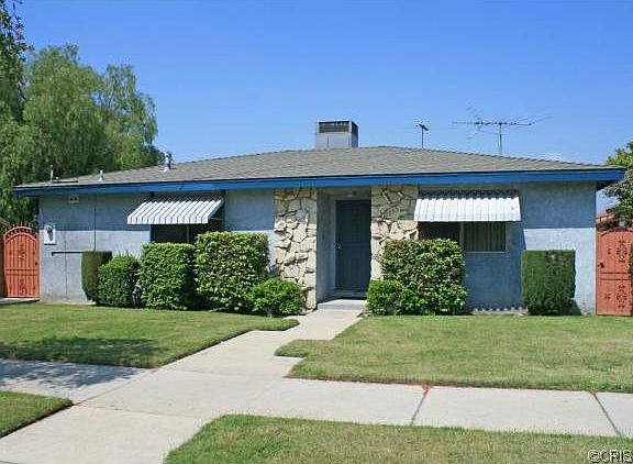 2nd image of 7955 Coldwater Canyon Ave