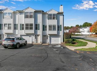 31 Thames Height Ln #31, Groton, CT 06340