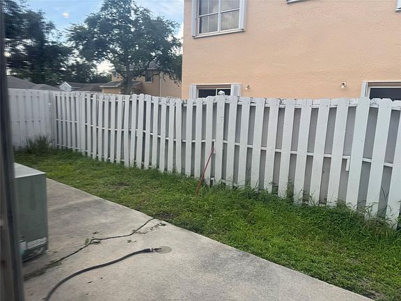 3rd image of 4235 SW 72nd Way
