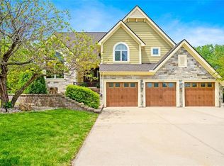 10008 W 126th St, Overland Park, KS 66213