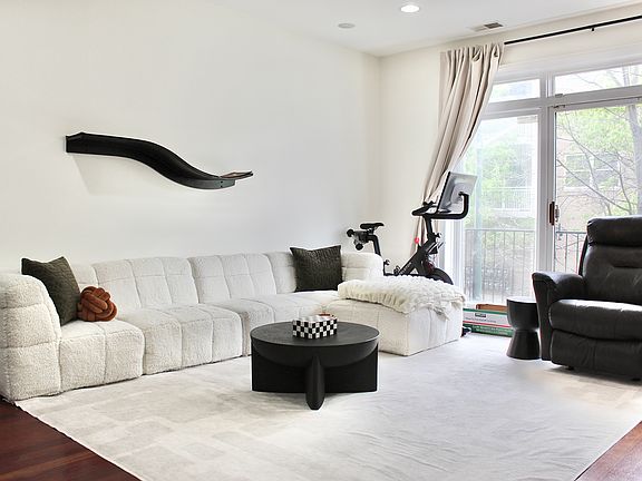 3rd image of 1877 N Winnebago Ave #1W