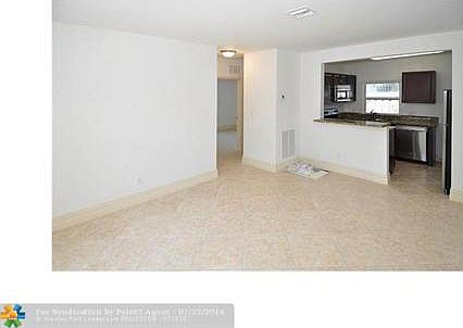 5th image of 421 SE 16th St