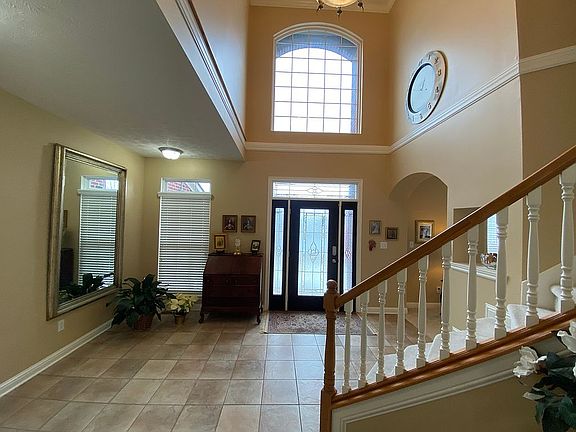 4th image of 420 Gateshead Ct