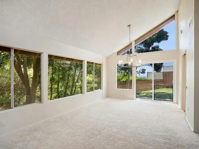 7415 Caminito Rialto — Photo 7
